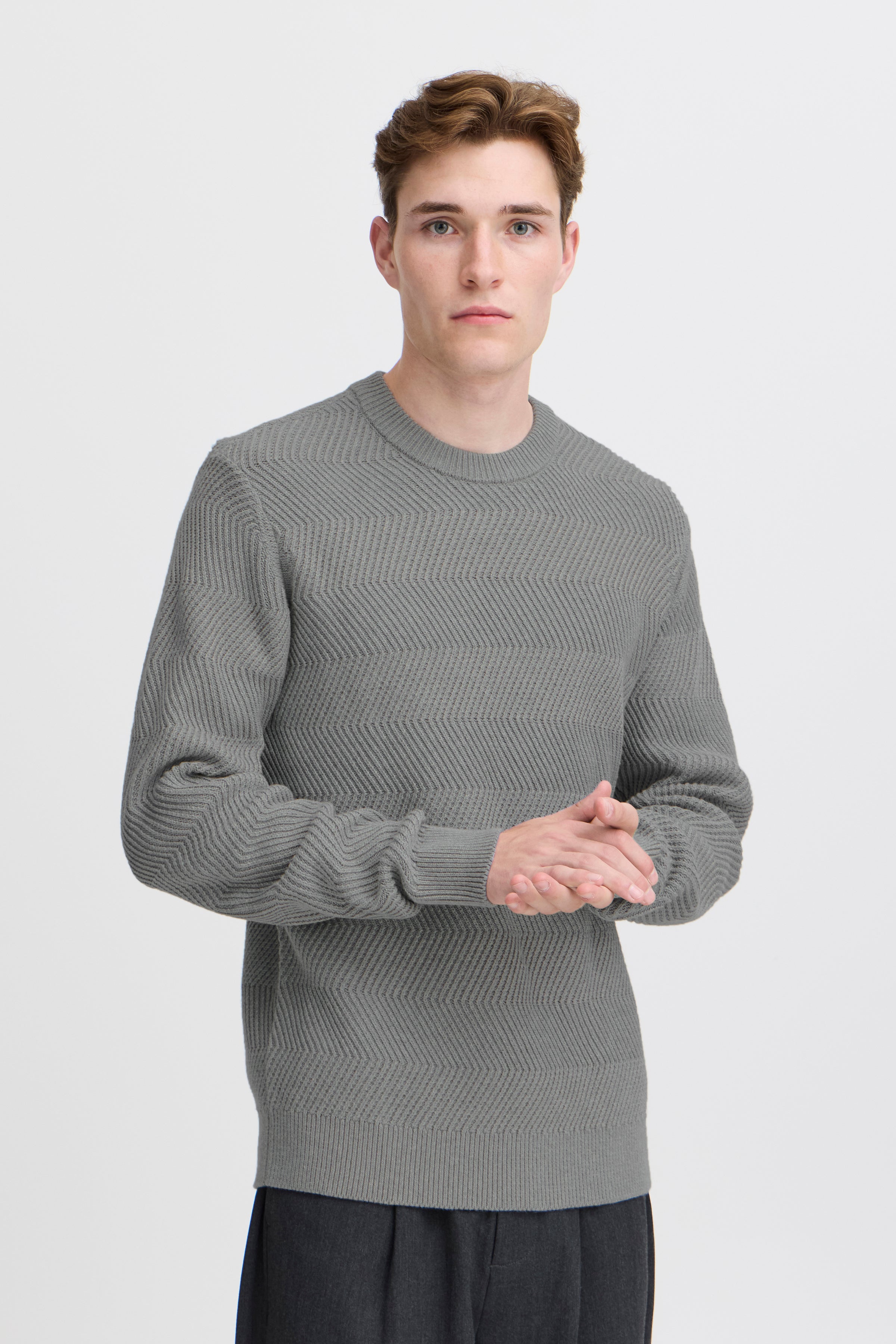 CASUAL FRIDAY - CFKARL Structured Crew Neck Knit - 20505310