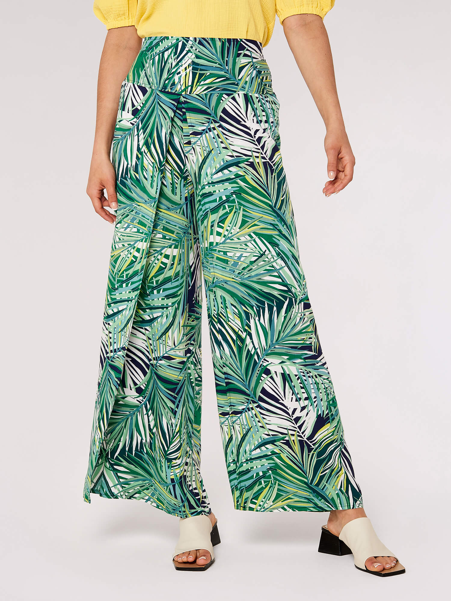 APRICOT - Layer Tropical Fisherman Trousers - 722033 - Boutique Bubbles