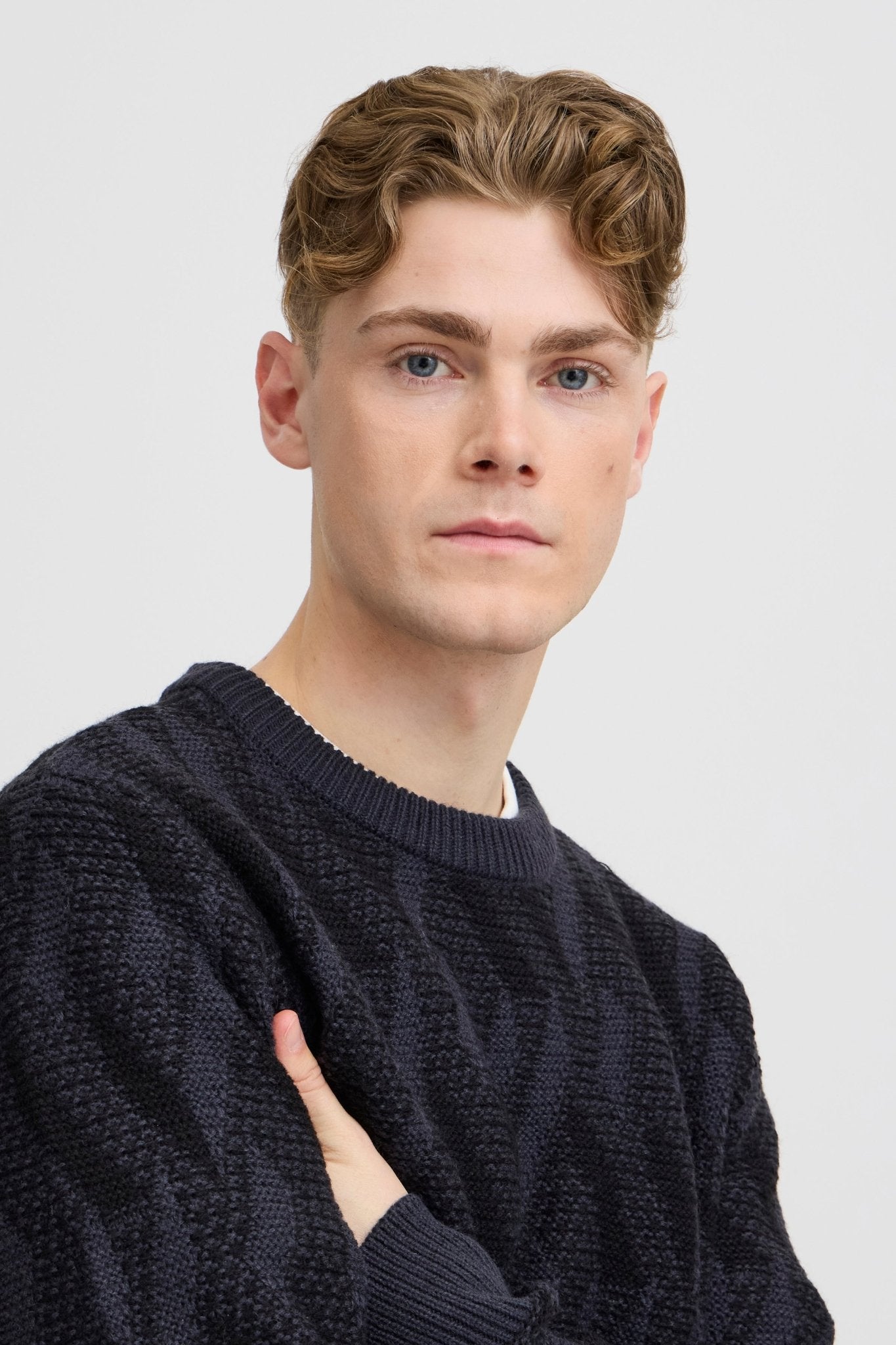 CASUAL FRIDAY - CFKARL jacquard crew neck knit - 20505195 - Boutique Bubbles