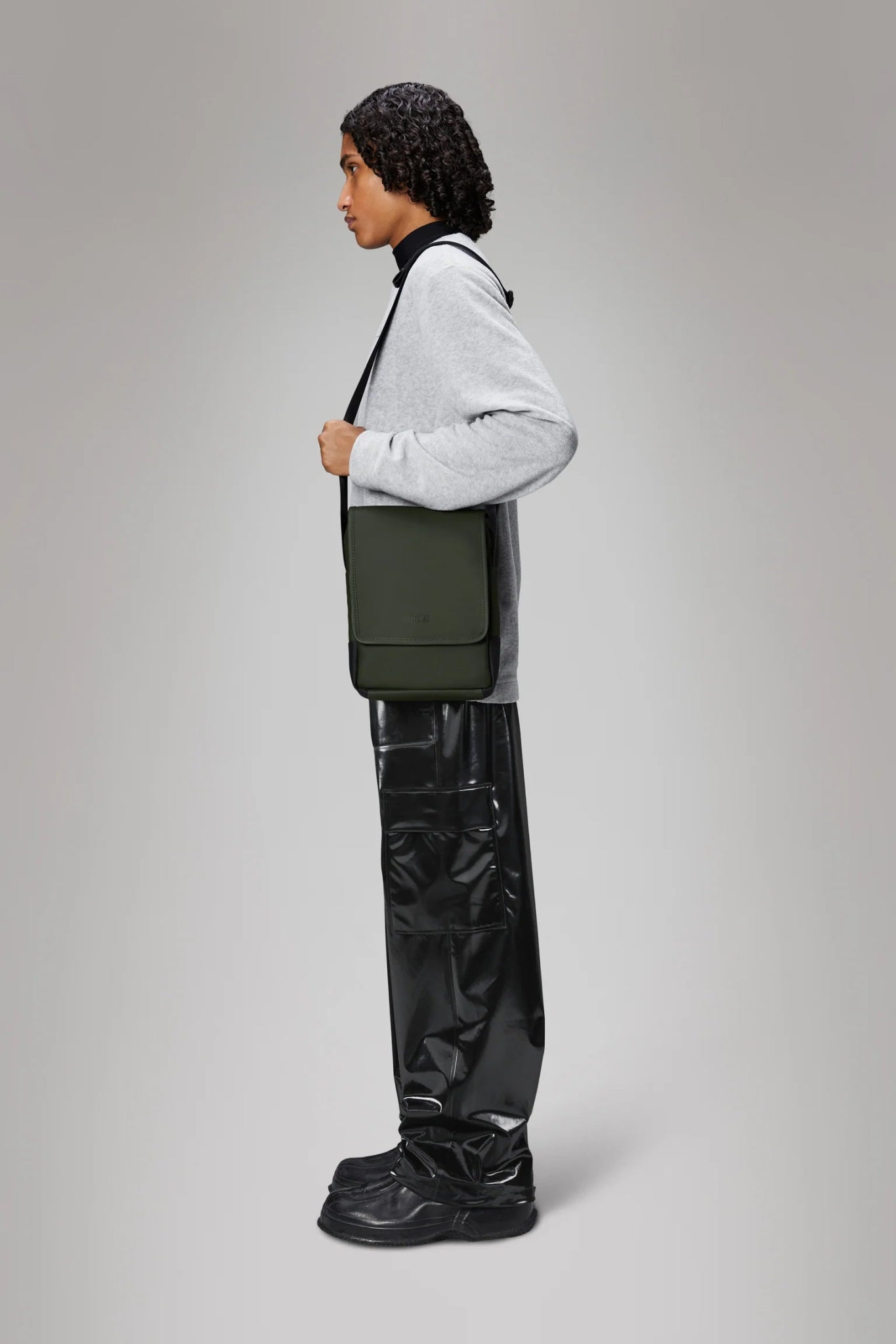 RAINS TRAIL Reporter Bag W3 - Boutique Bubbles