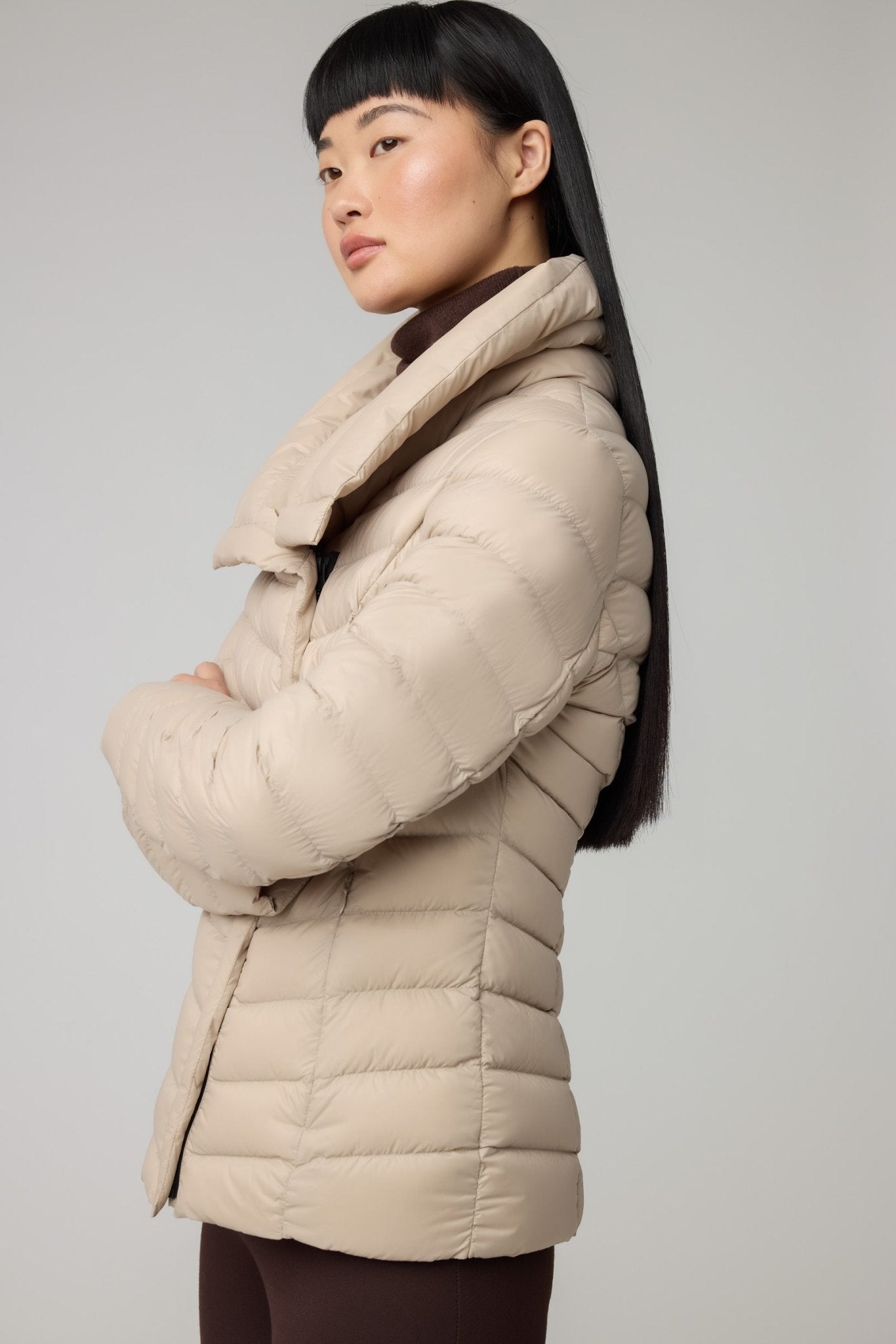 SOIA&KYO EMILIA - Sustainable Slim - Fit Lightweight Down Jacket - Boutique Bubbles